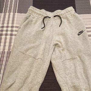 Nike tech fleece joggers